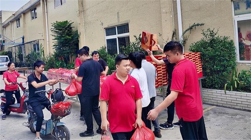 派瑞（ruì）林真空氣相鍍（dù）膜（mó）|低壓注塑|低壓注膠